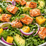 cómo hacer ensalada de salmón y mango paso a paso