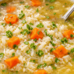 cómo hacer sopa de arroz paso a paso con una receta fácil